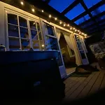 Feriehus Badehuset, Harmoni, Med Privat *